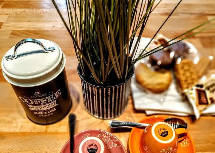 Le Grazie Sopra I Tetti Genua