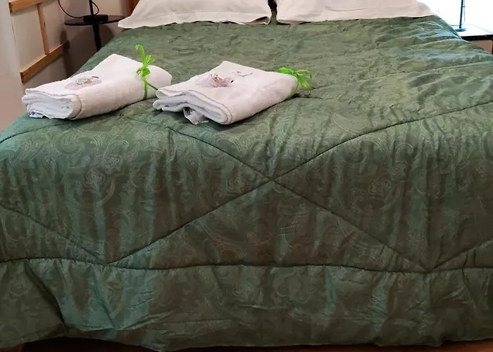 Le Grazie Sopra I Tetti