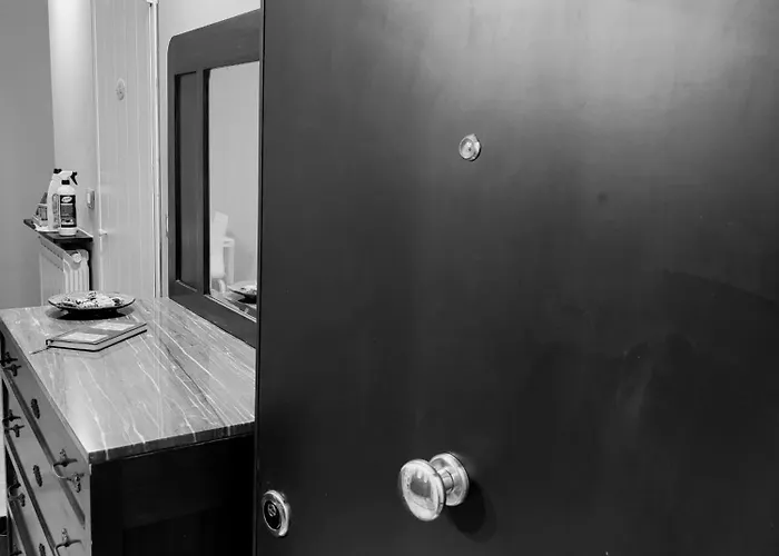 Le Grazie Sopra I Tetti * Genua